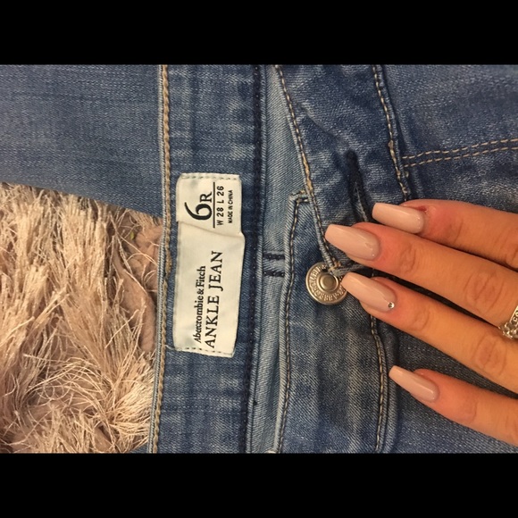 A&F jeans - Picture 2 of 3